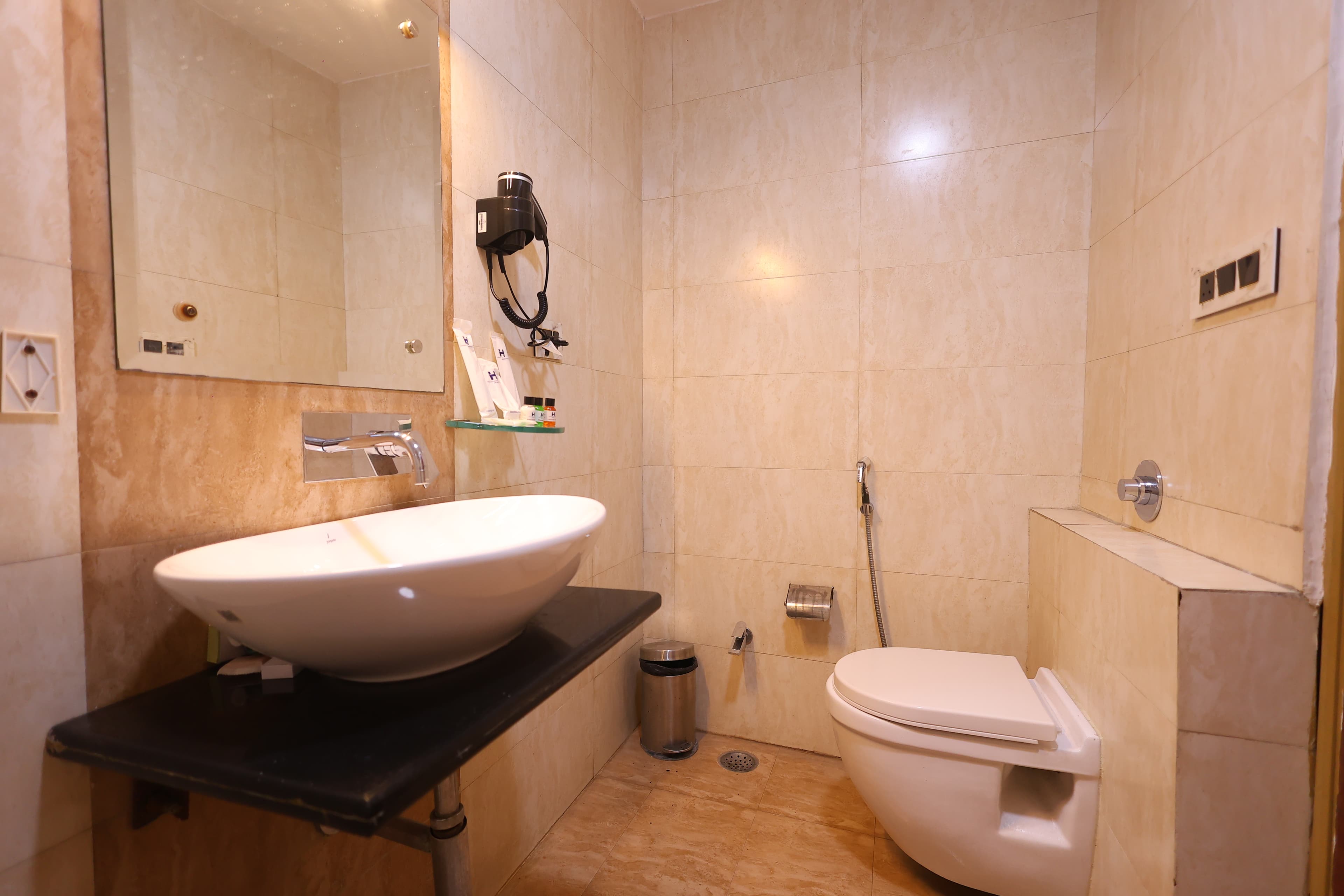 Executive Room 6
