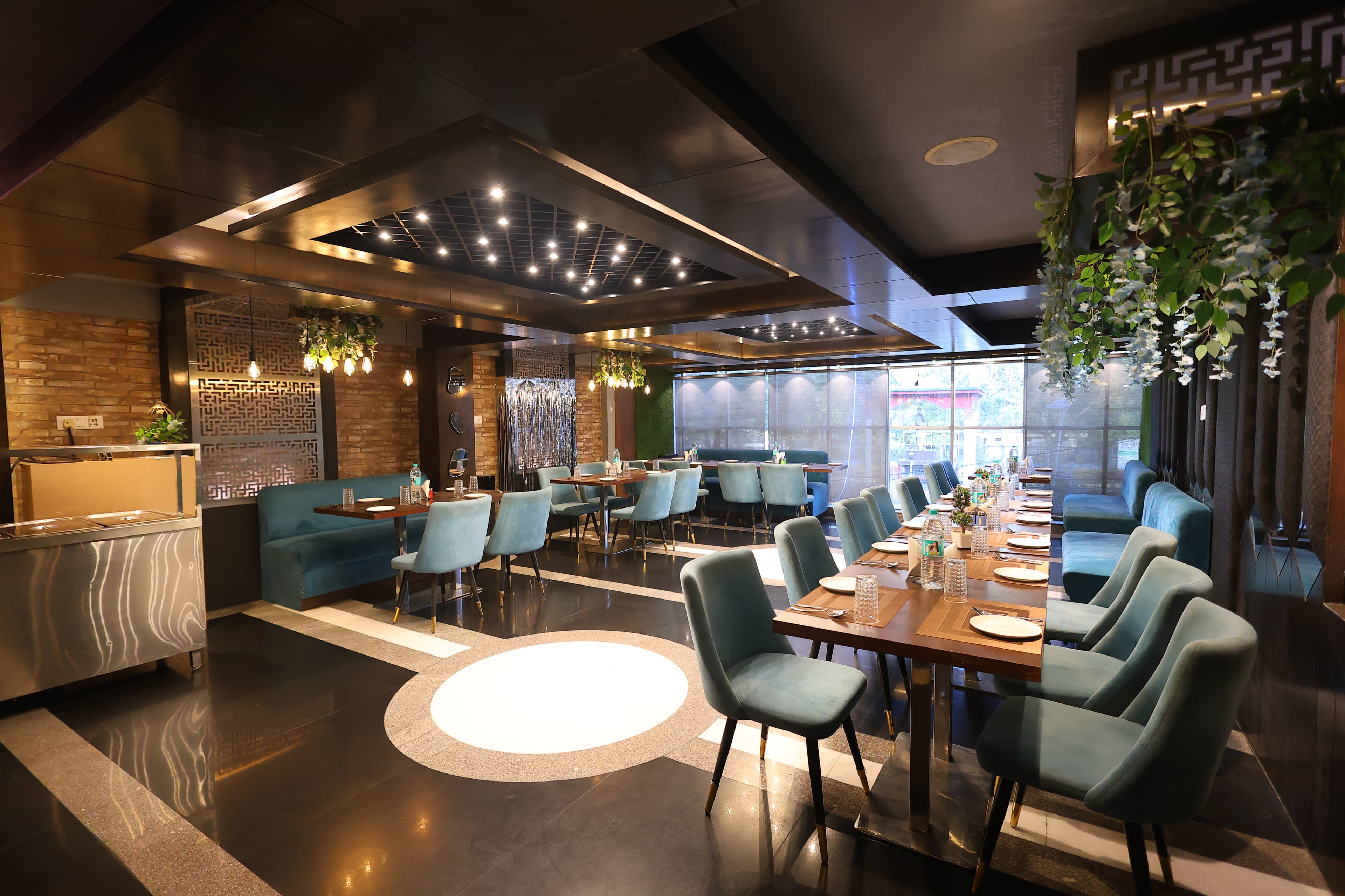 Hotel Gallery 18