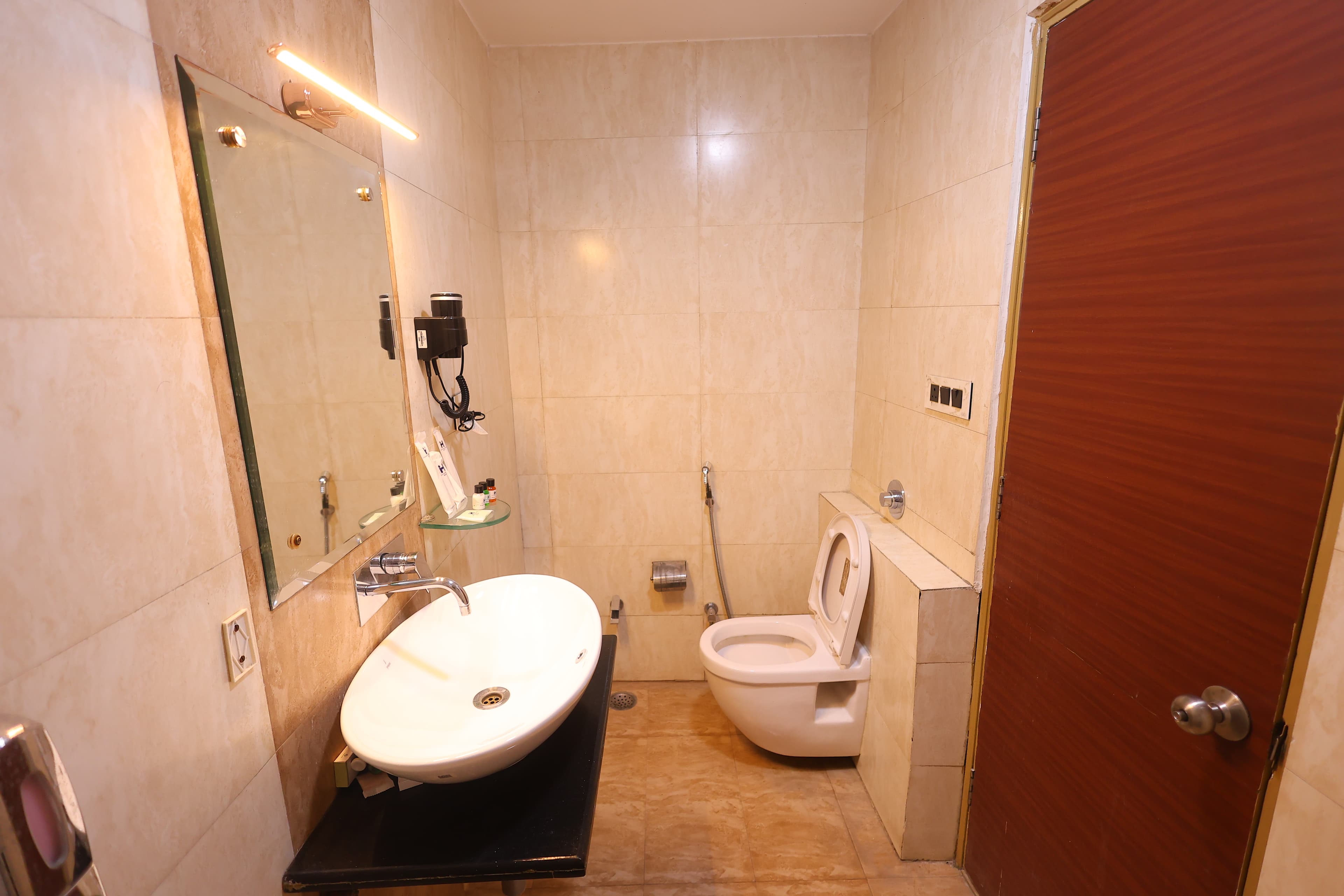 Hotel Gallery 68