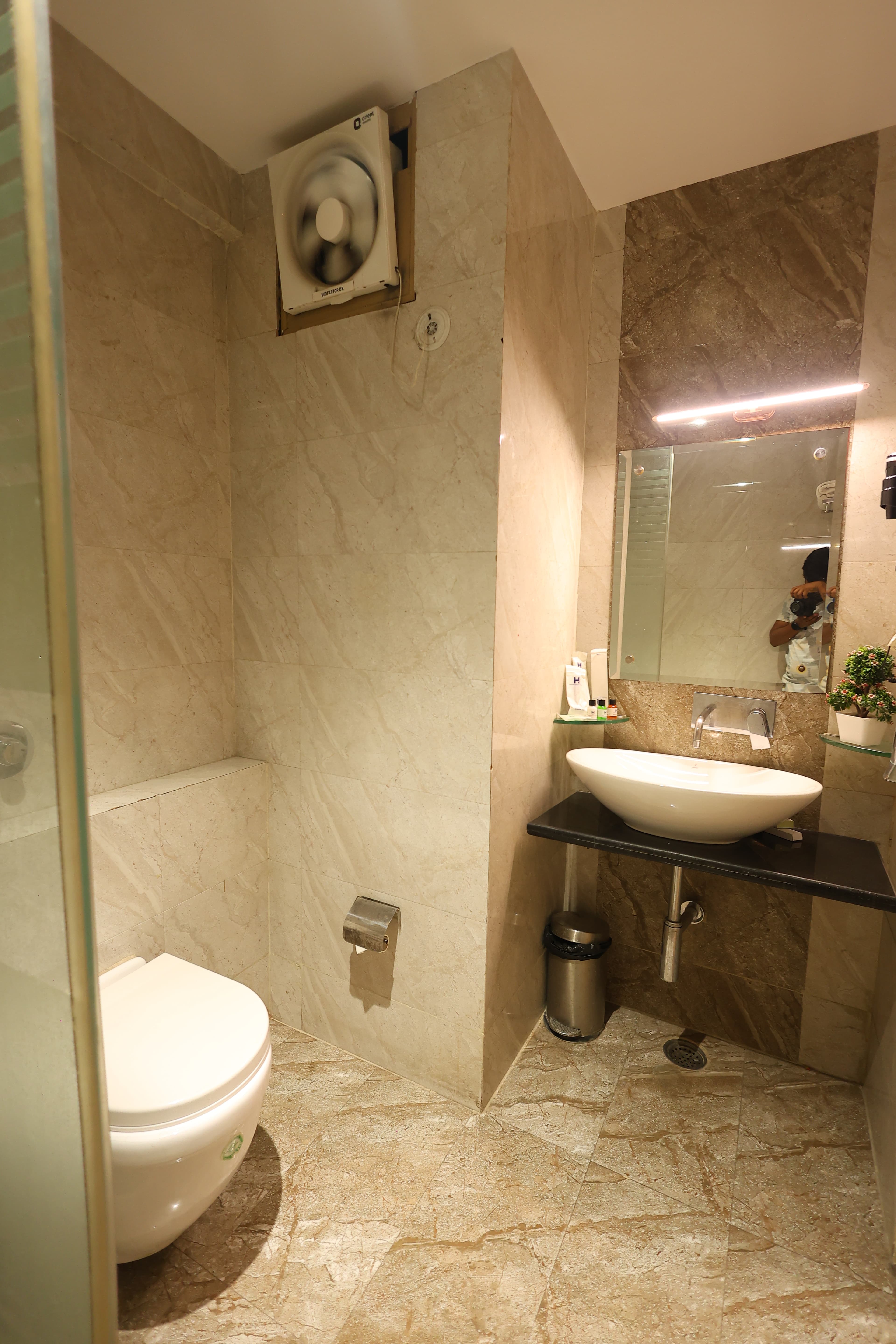 Hotel Gallery 130